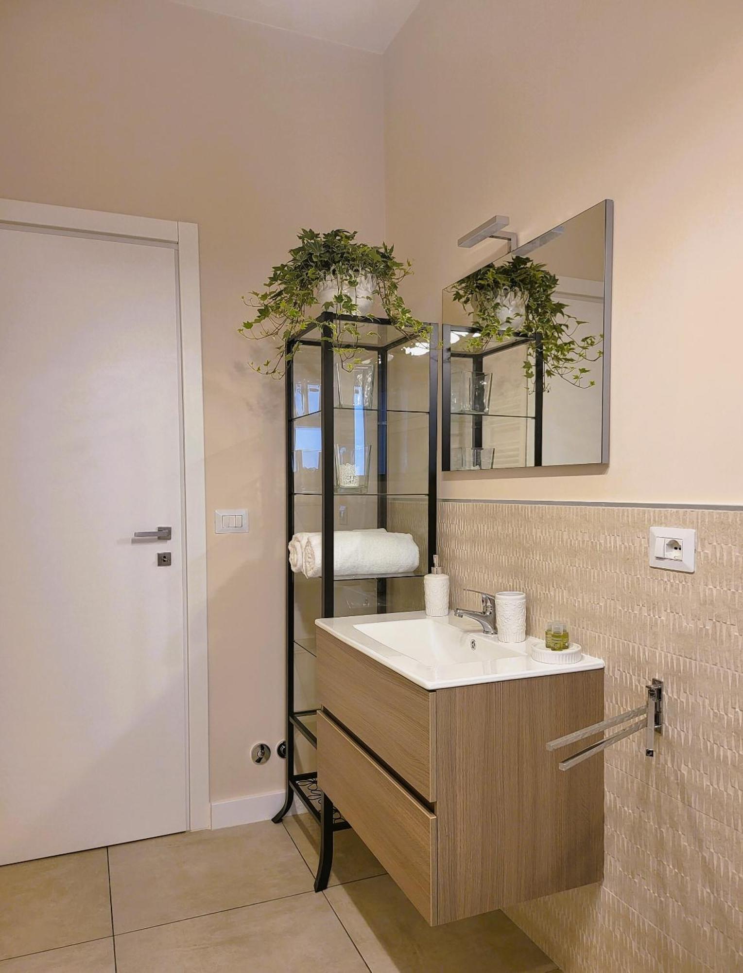 La Dimora Dell'Arte Bed & Breakfast Bari Ngoại thất bức ảnh